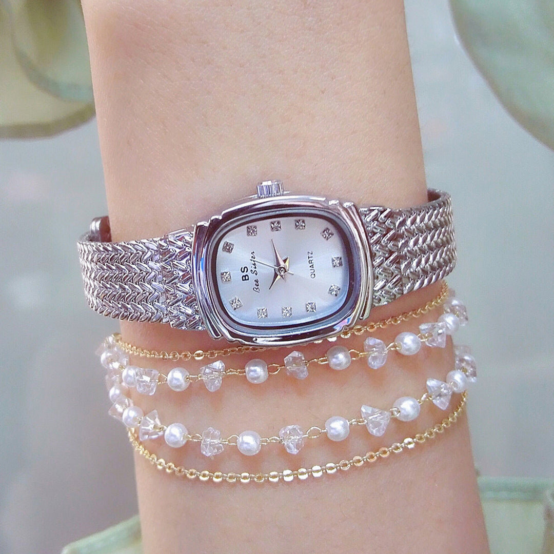 Light Luxury Ins Wheat Temperamento simple Pequeño reloj dorado