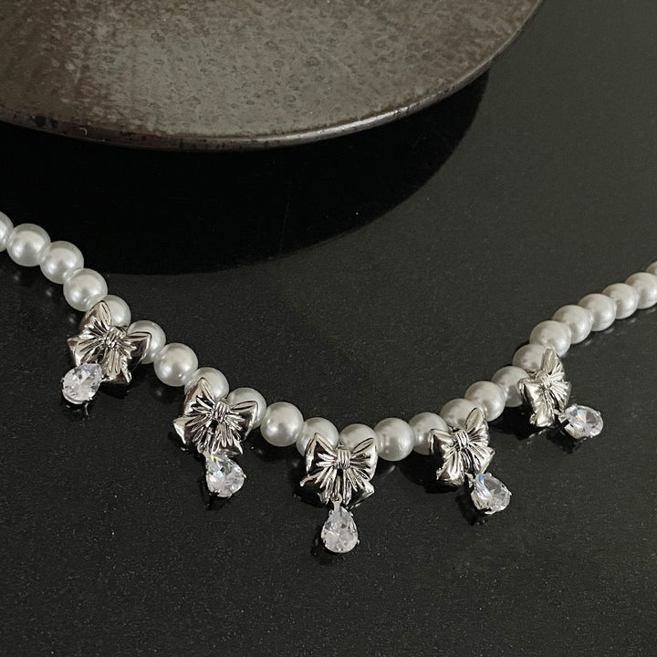 Bow Pearl Zircon Necklace