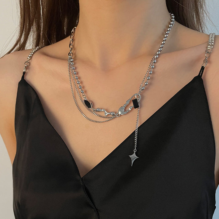 Schwarzer Diamantstiftstich -Quasten -Quasten Halskette