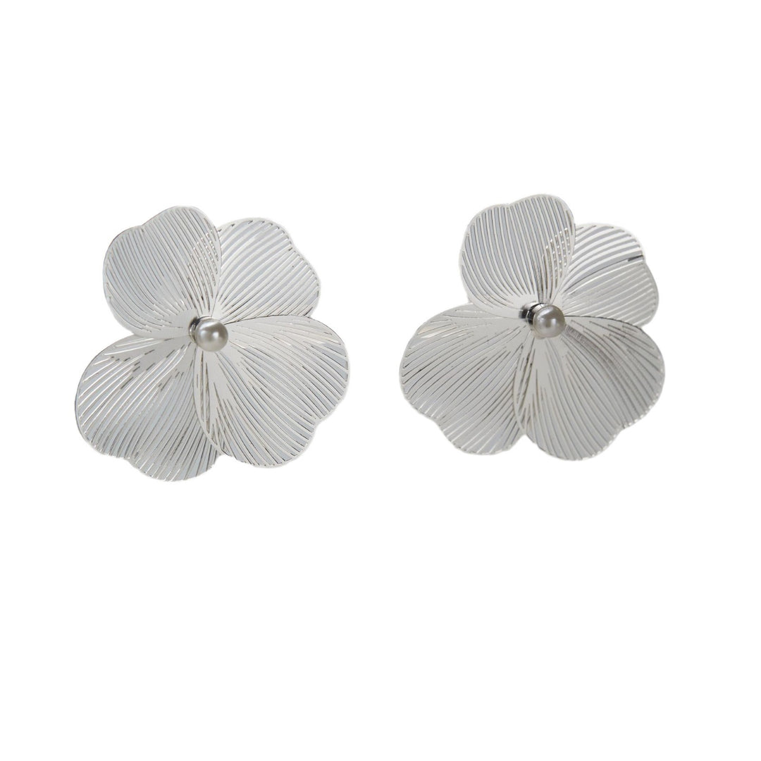 Exaggerated Silver Large Flower Ear Clip For Women