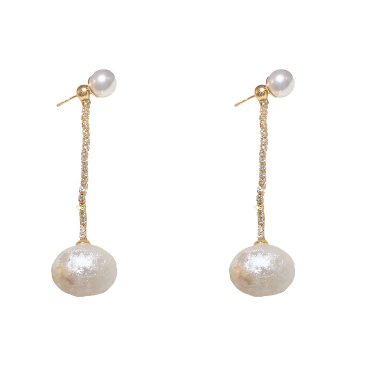 Elegantes pendientes de perlas retro simple