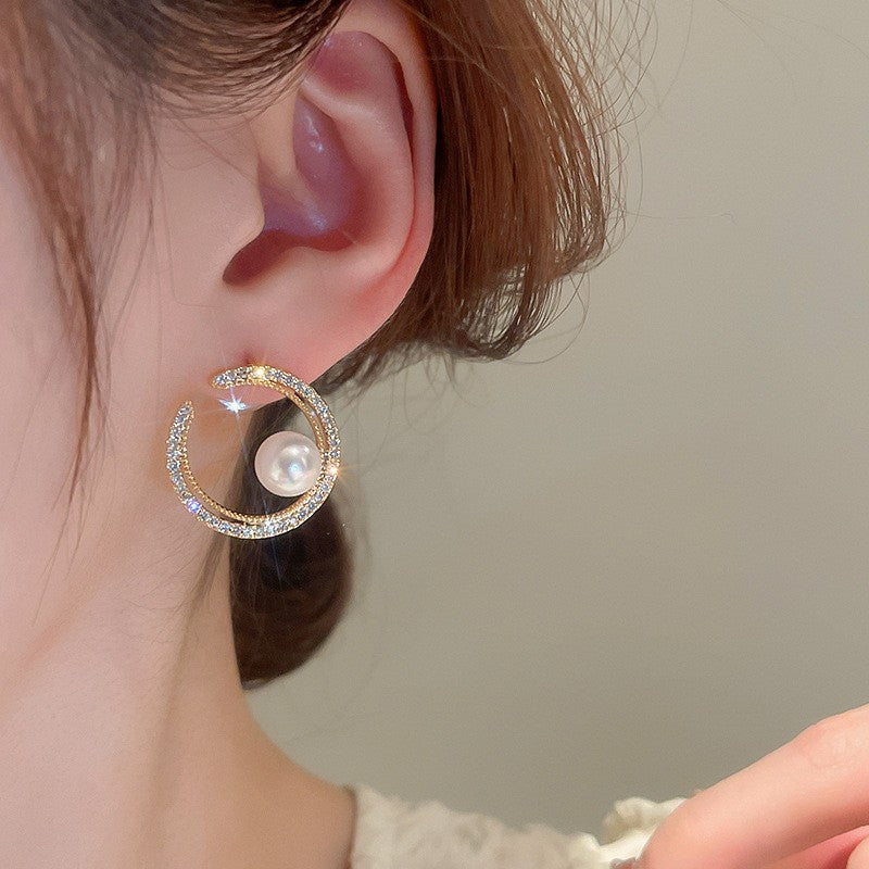 Перлена ниша дизайн лъскави диамантени ушни шпилки
