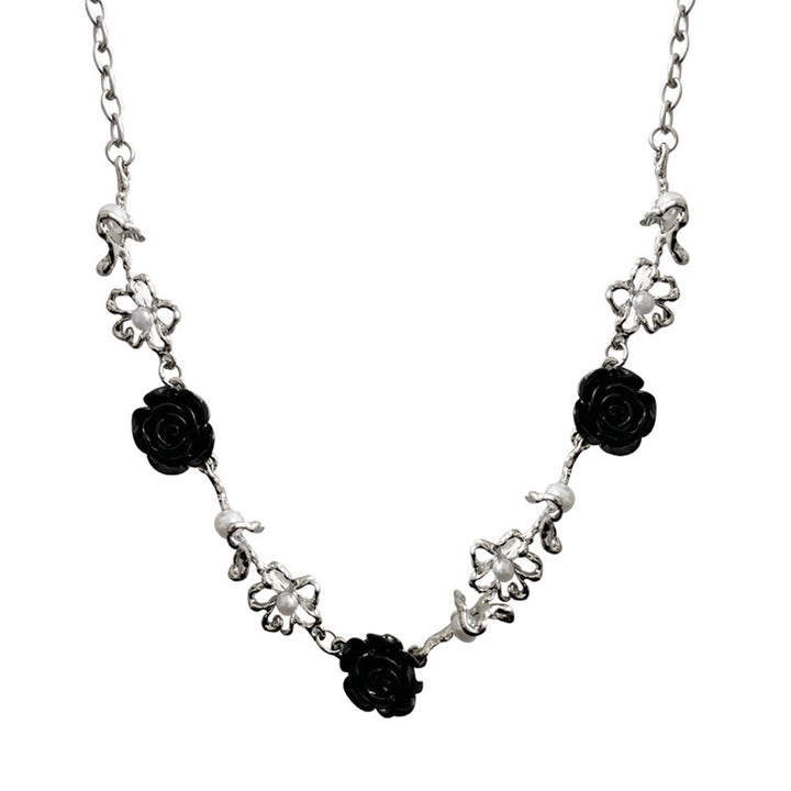 Black Rose Flower Stitching Pearl Necklace