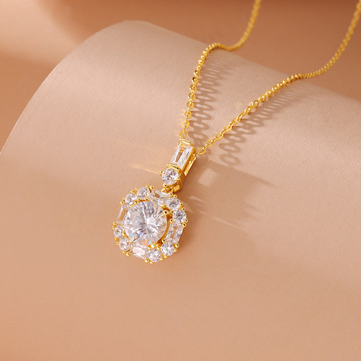 Style de luxe abordable collier de zircon rond de conception minimaliste entièrement correspondant la chaîne de clavicule gracieuse style coréen haut sens