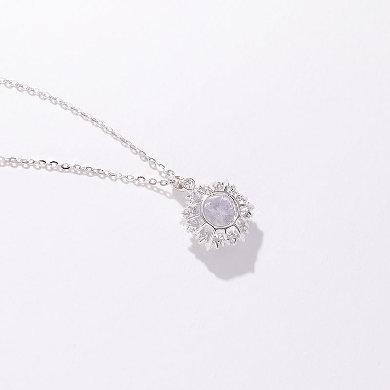Hópehely S925 Sterling ezüst nyaklánc a nők számára Különleges érdeklődés könnyű luxus