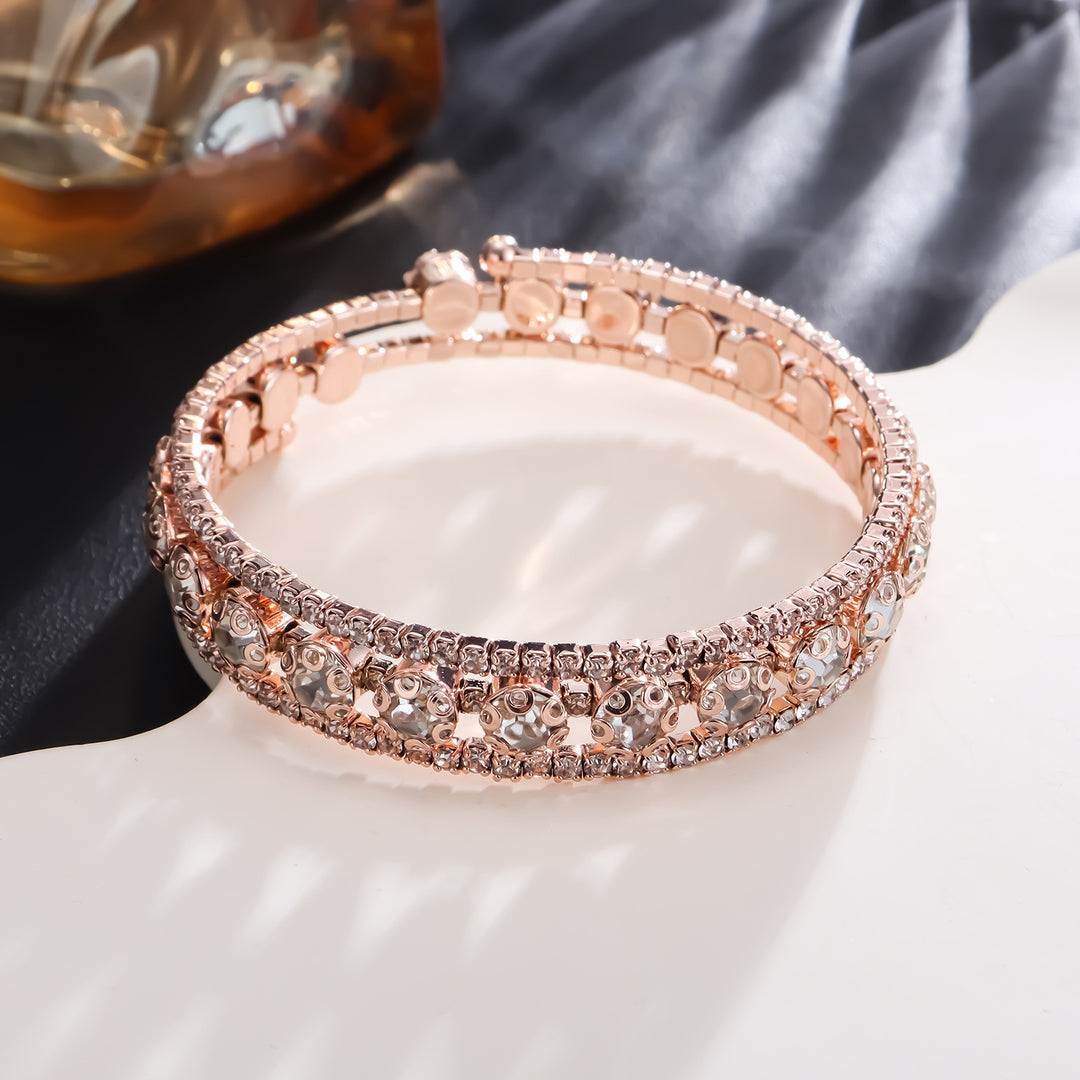 Rhinestone Full Diamond Winding Open tre-ring armband för kvinnor