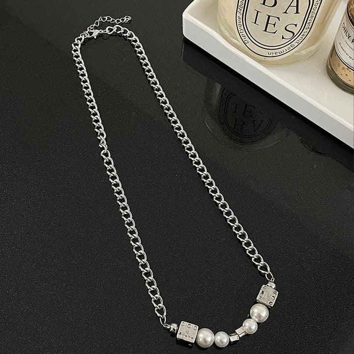 European And American Dice Stitching Pearl Necklace