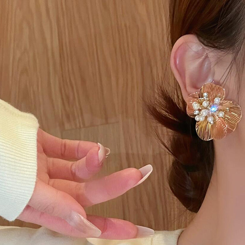 Flower Pearl Sweet Cool Zircon Stud Earrings