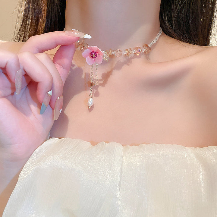 Weibliche Kristalldiamantblume Perle Quasten Halskette