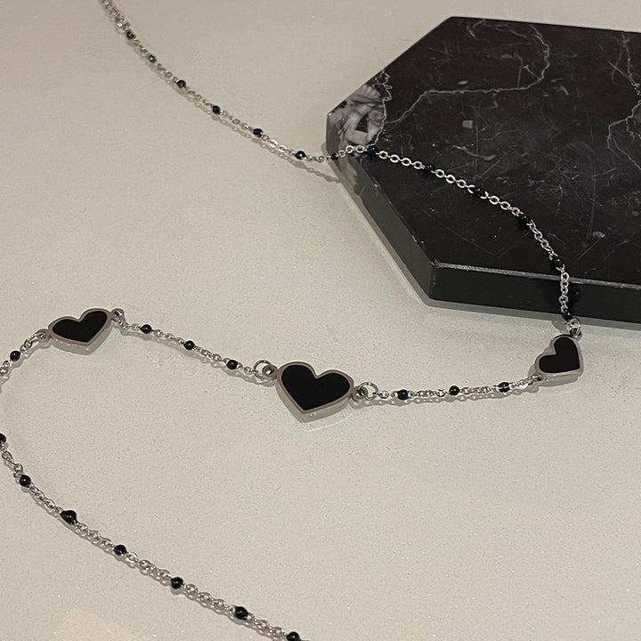 Дизайн специального интереса Черный сердечный ожерелье