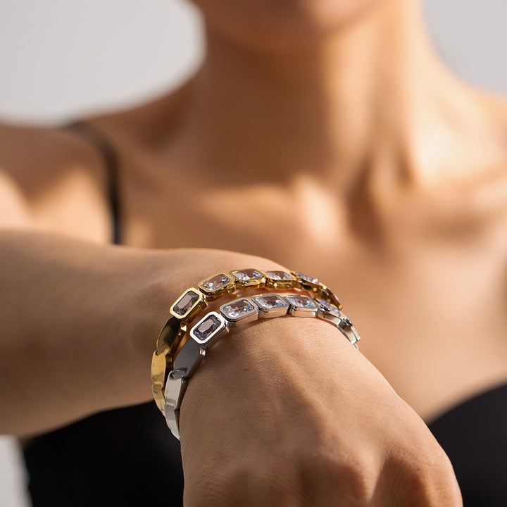 Brazalete de circón con incrustaciones de oro de acero de titanio de moda de moda para mujeres