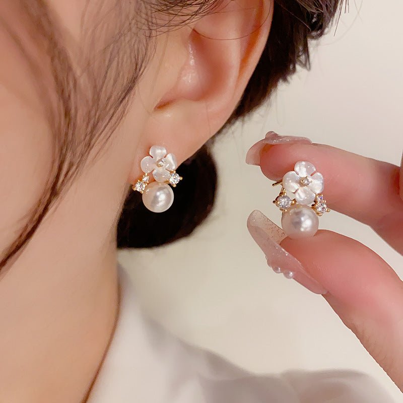 Mori -Stil süßer Kunststil Mode Flower Perlen Ohrringe