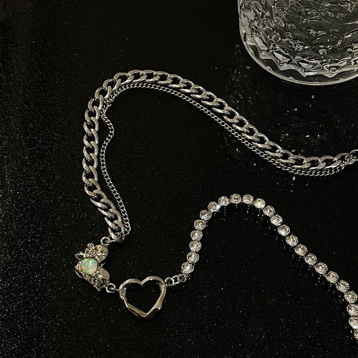 Diseño de diseño de interés especial collar de amor lunar para mujeres luz de lujo