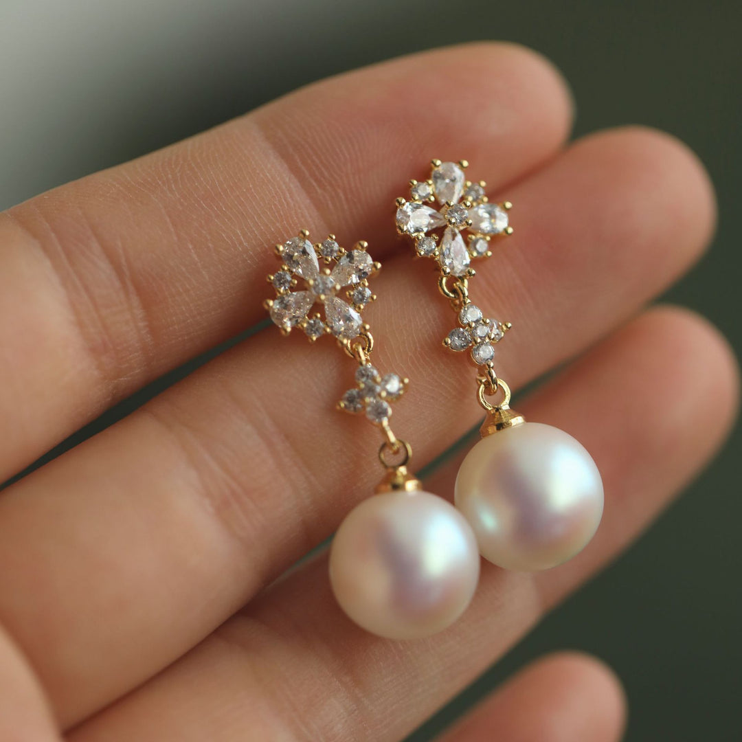 Retro mniejszość lśniące perłowe kolczyki