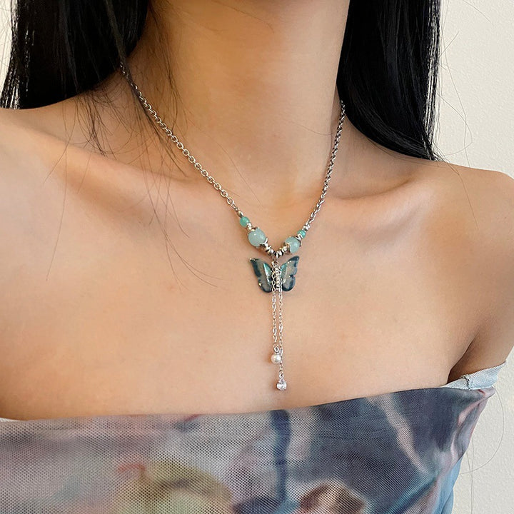 Nuevo collar de borla de mariposa verde de estilo chino
