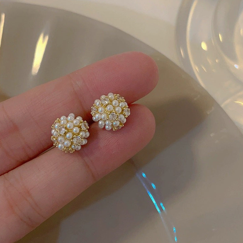 Small And Exquisite Zircon Pearl Stud Earrings Women