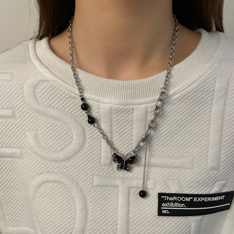 Personnalité fraîche douce Collier de biliers de papillon noir