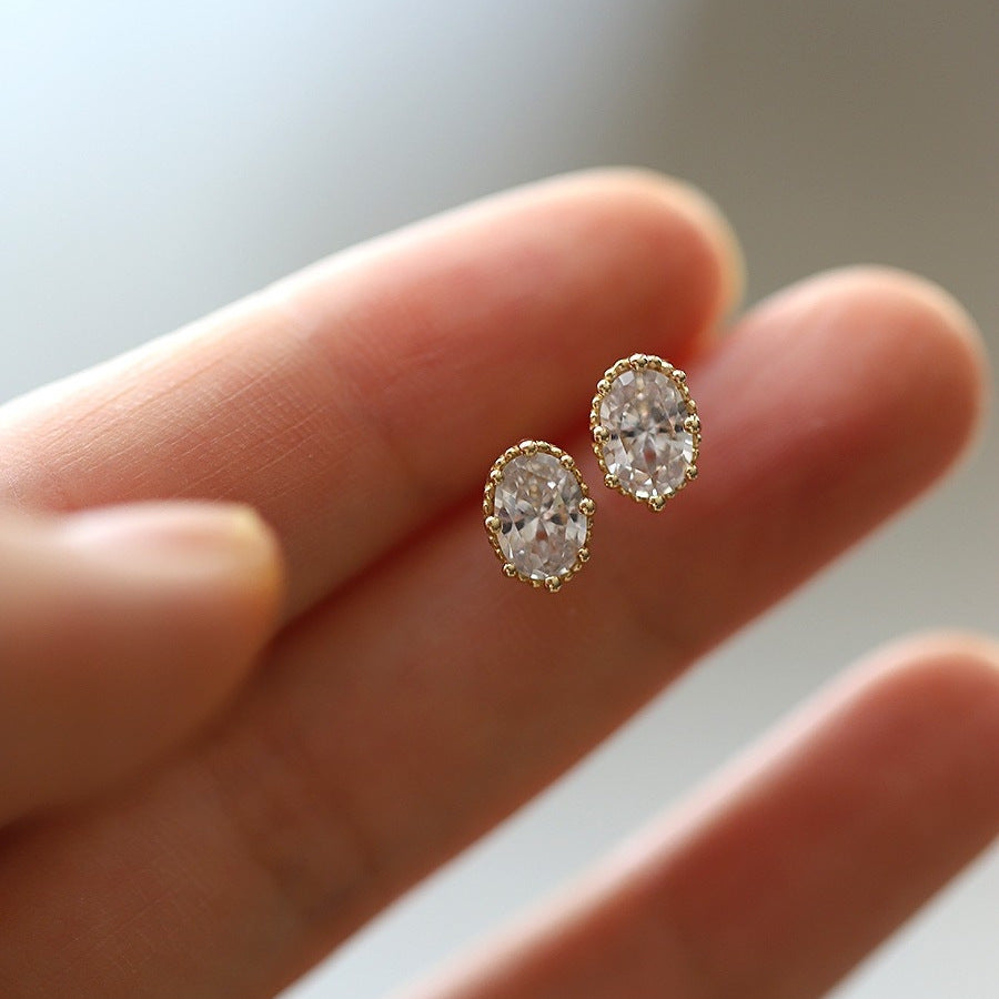 Stud -oorbellen retro ovale grote diamant enkele diamant