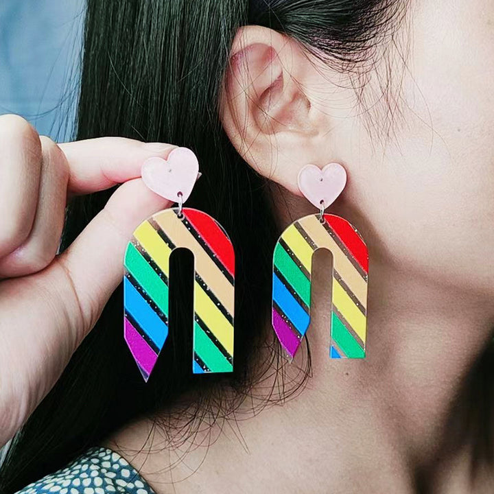 Imprimer des boucles d'oreilles à crayons de contraste de couleur