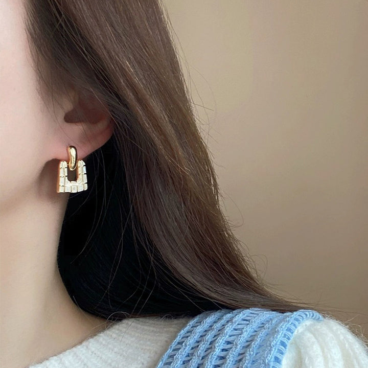 Shell Oil Painting Exaggerated Niche Earrings