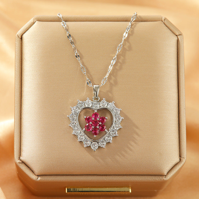 Design Loving Heart Zircon Flower Titanium Steel Necklace For Women