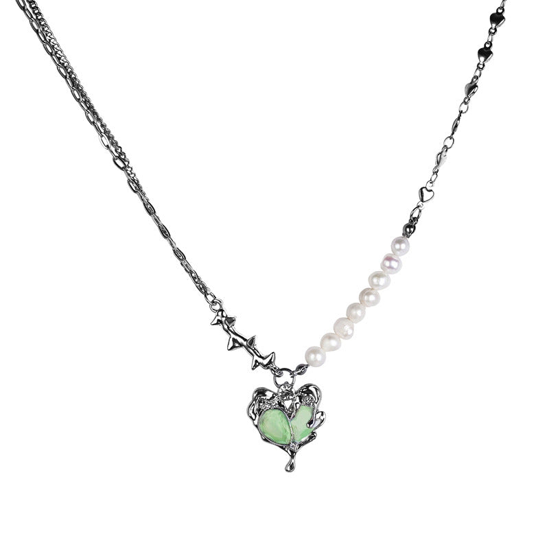 Green Heart Thorns Freshwater Pearl Necklace