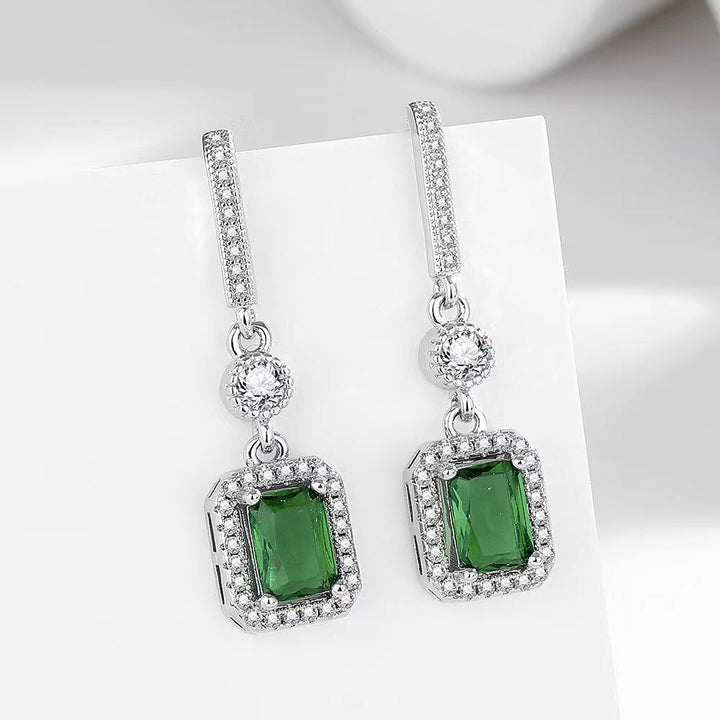 Leichte Luxus -Emerald -Ohrringe Quasten Design Minimalist