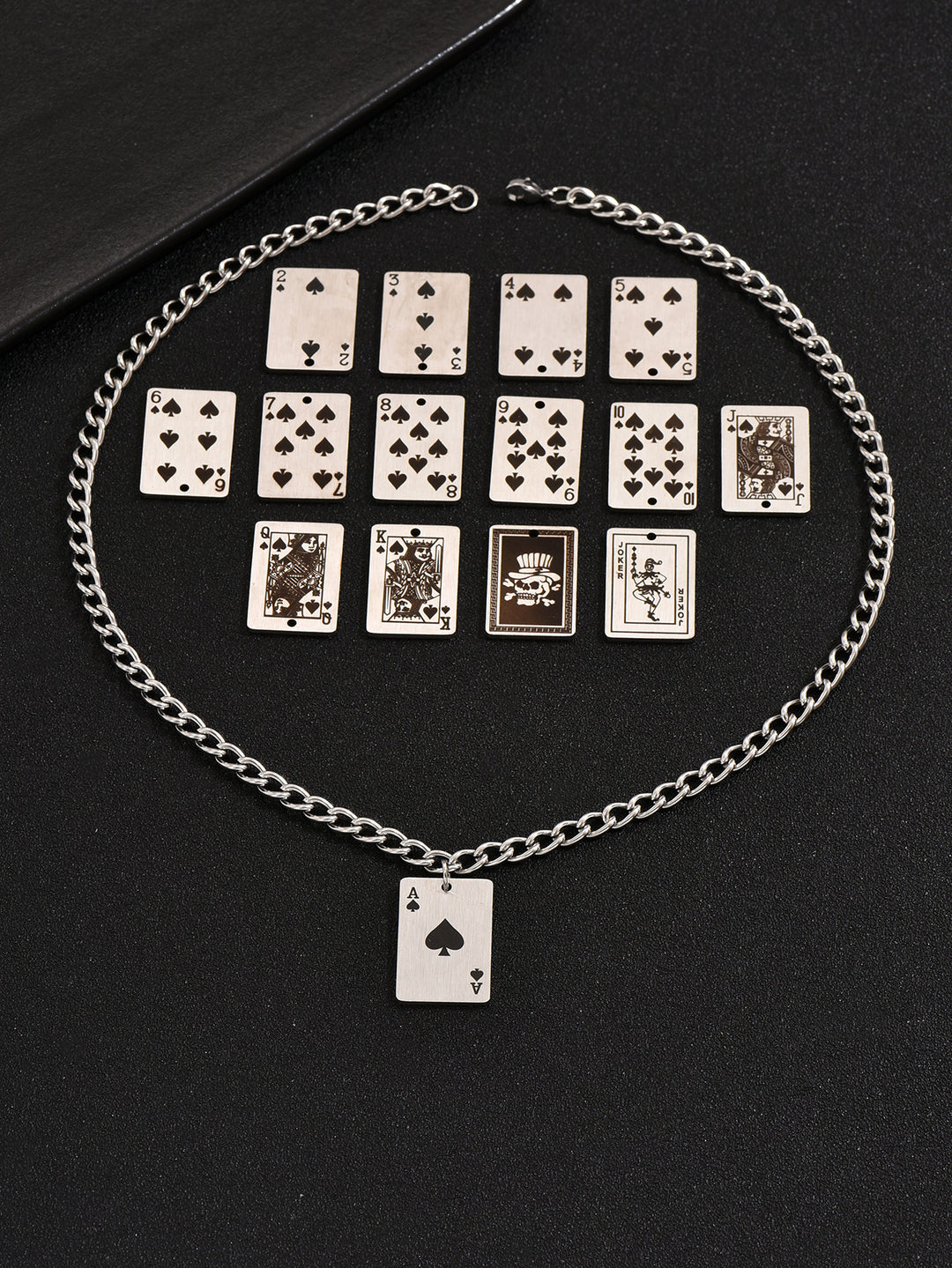 Kreativt rostfritt stål poker svart persika ett halsband för män