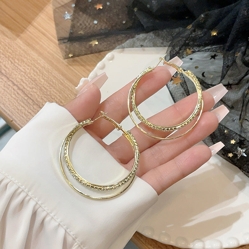 Proste proste kolczyki bransoletki metal zimny pierścień w stylu