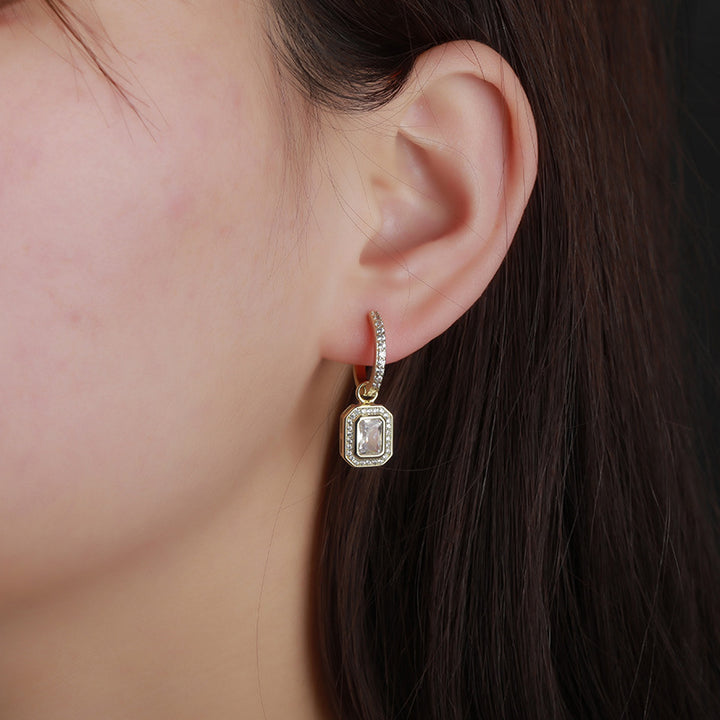 Minimalist And Versatile Women's Square Zircon Earrings