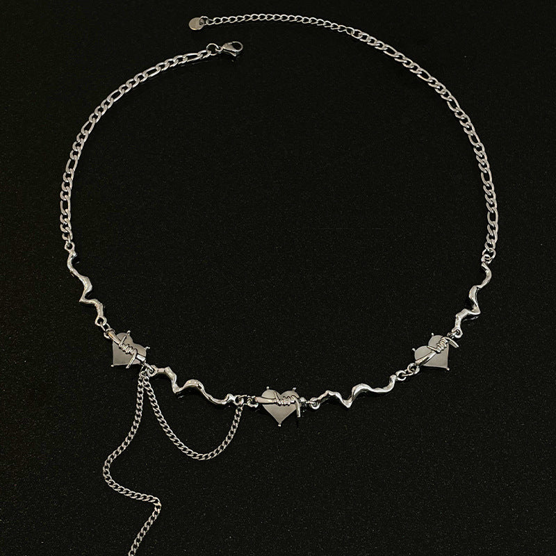 White Heart-shaped Thorn Tassel Necklace For Women Light Luxury