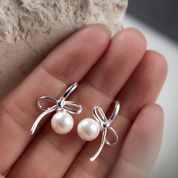 Fashion Bowknot Pearl Earrings Niche