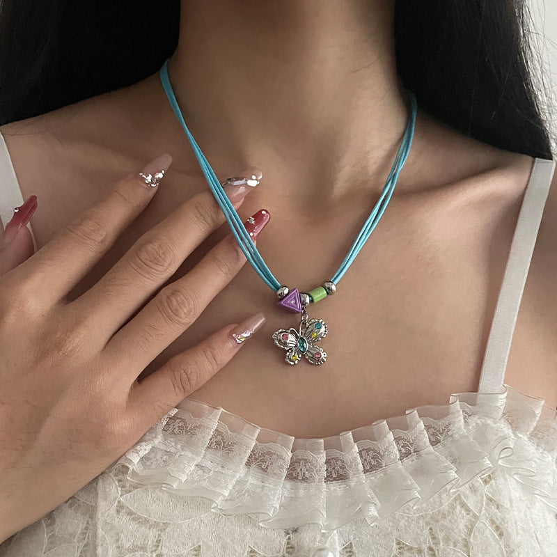 Söt coola färgglada kristaller Butterfly Necklace Women's Light Luxury Ins Hip Hop