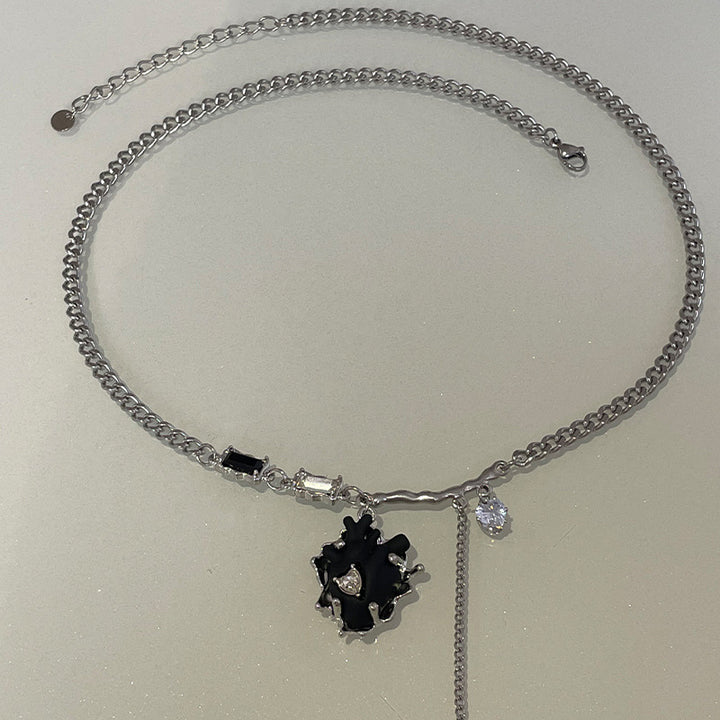Special-interest Design Square Diamond Black Tassels Heart Necklace