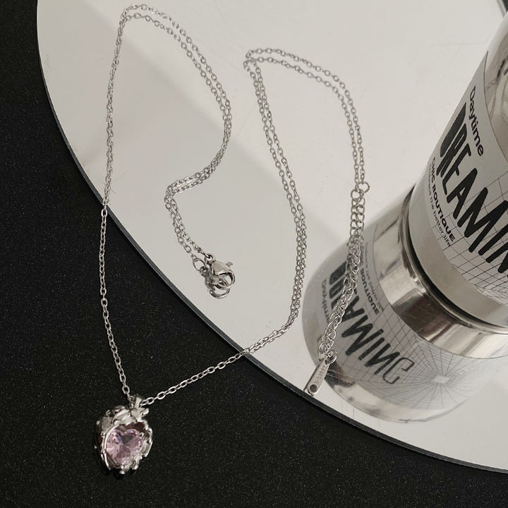 Liebe Erdbeer Halskette für Frauen Spezialinteresse Design Light Luxus