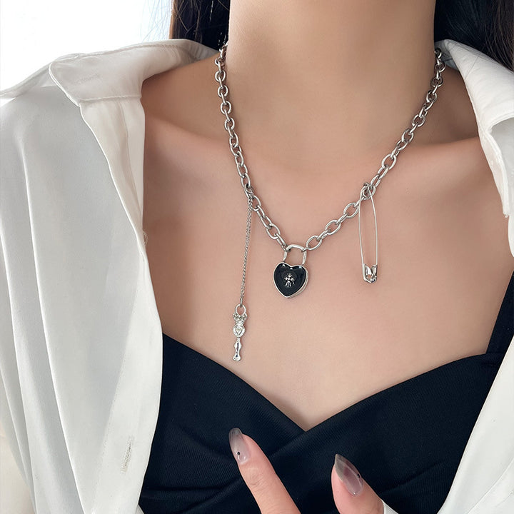 Sweet Cool Personality Love Pin Necklace Female Niche