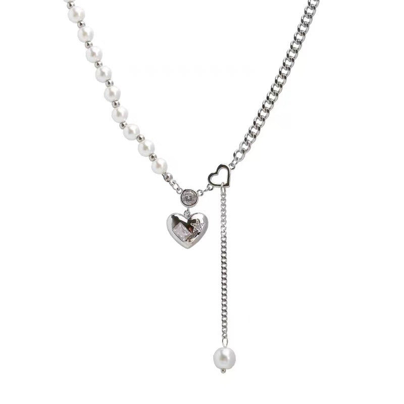 Colier cu pandantiv cu perle cu perle cu interes special în formă de inimă