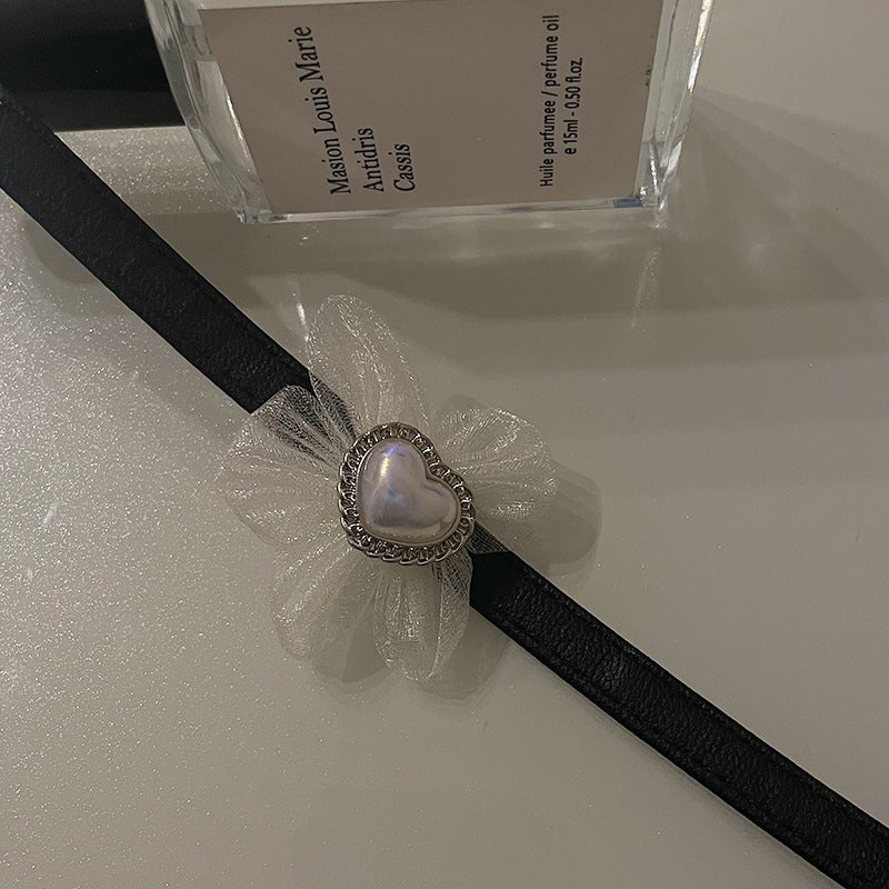 White Flower Love Heart Neckband Necklace