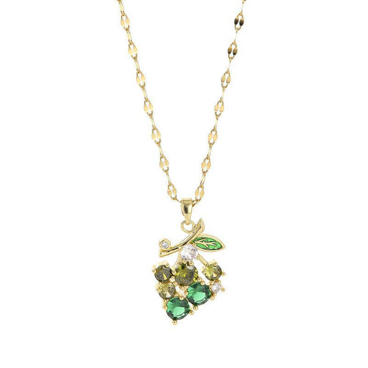 Fashion Design Emerald Grape Necklace For Women