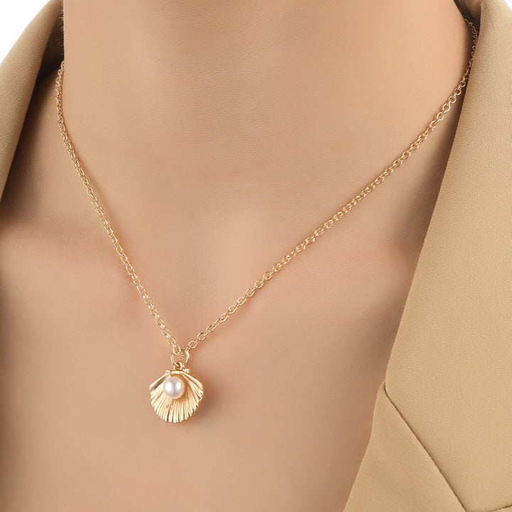 Shell Pearl Necklace For Women