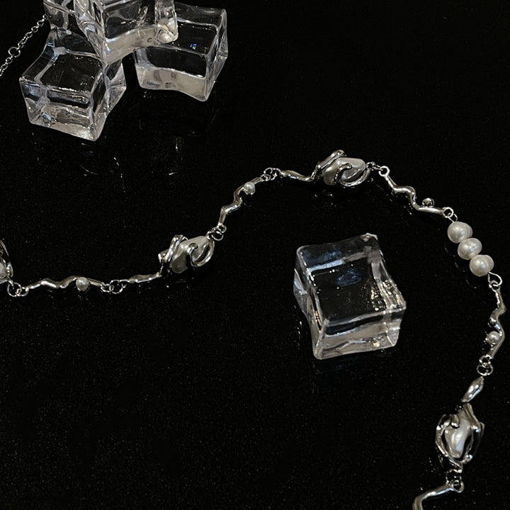 Collar de corazón de costura de perlas de diseño especial de interés especial