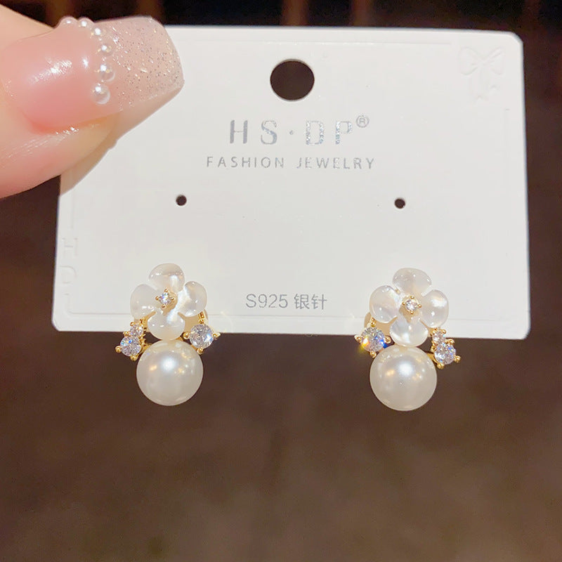 Mori Style Sweet Art Style Fashion Flower Pearl Stud Earrings