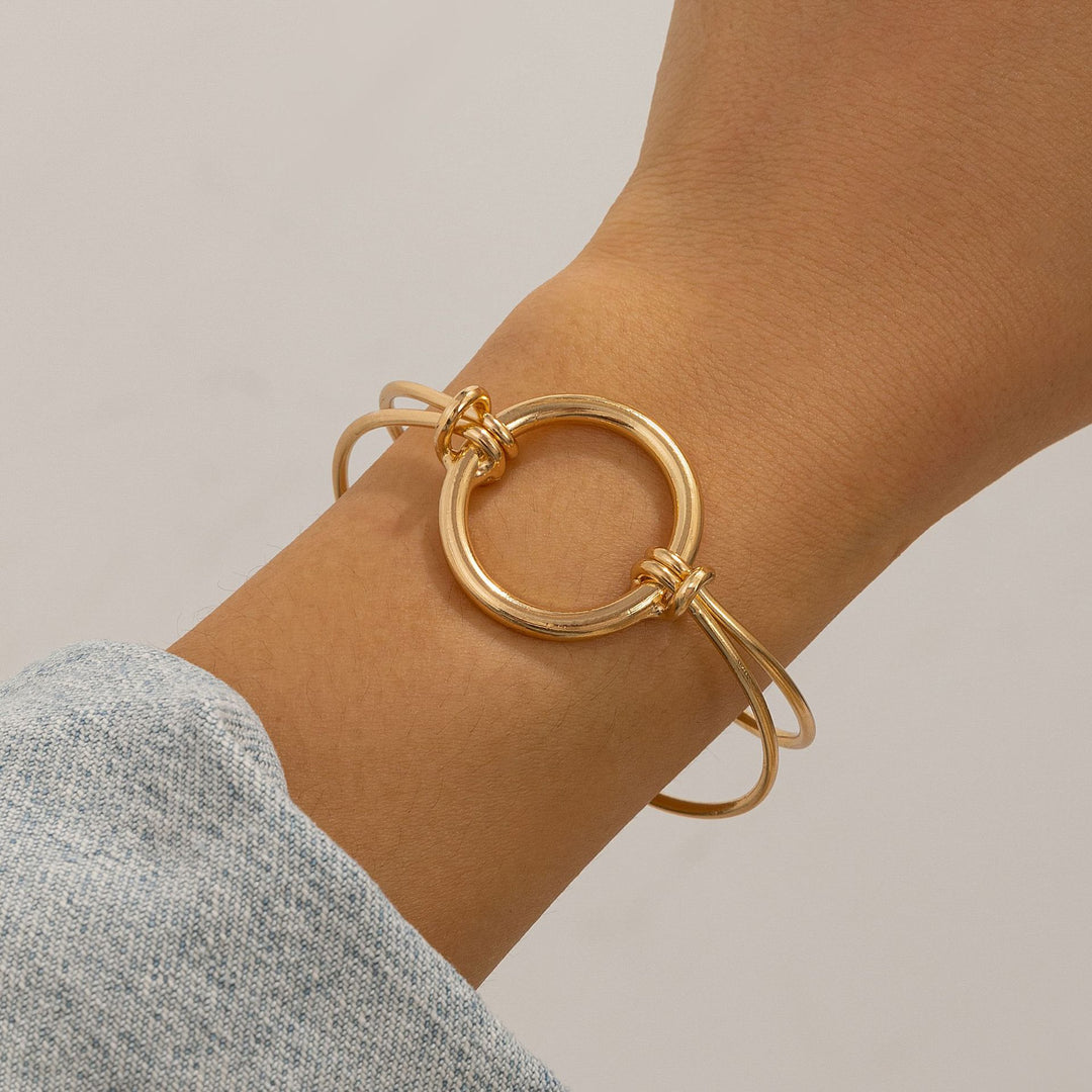 Ontwerp dubbele laag holle knoop open bracelet vrouwen