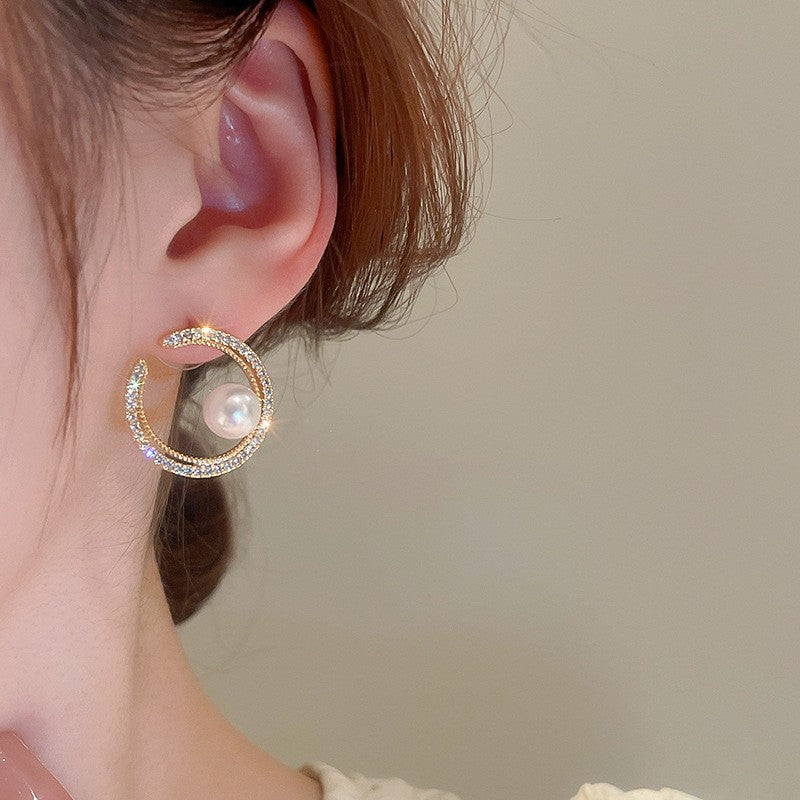 Pearl Niche Design Shiny Diamond Ear Studs