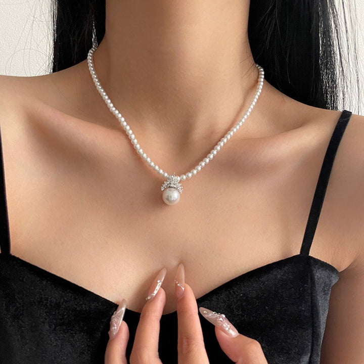 Temperament Crown Zirkon im französischen Stil anhängender Perlenkette