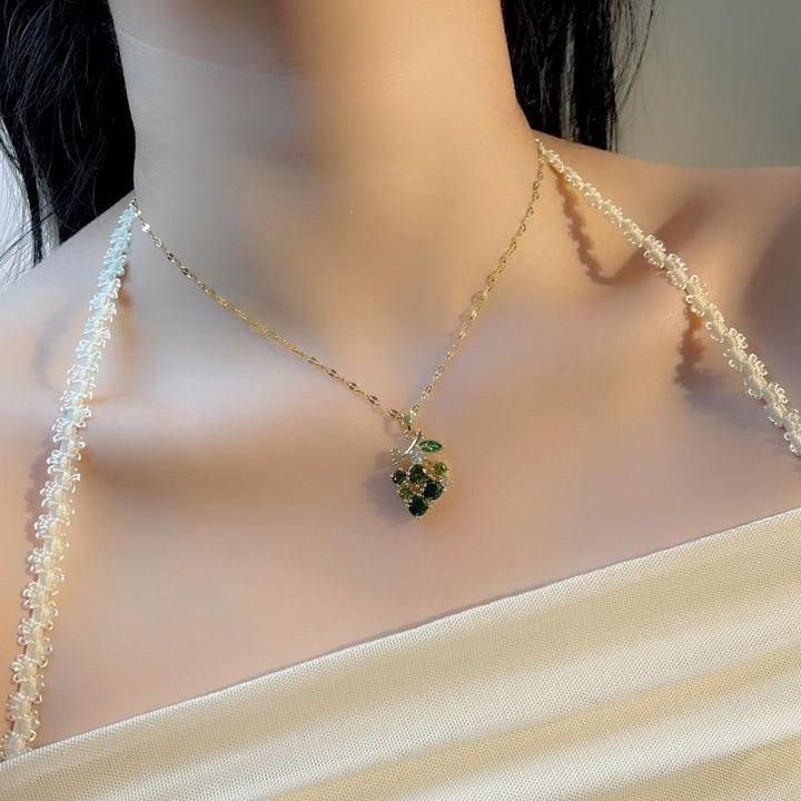 Diseño de moda Collar de uva esmeralda para mujeres