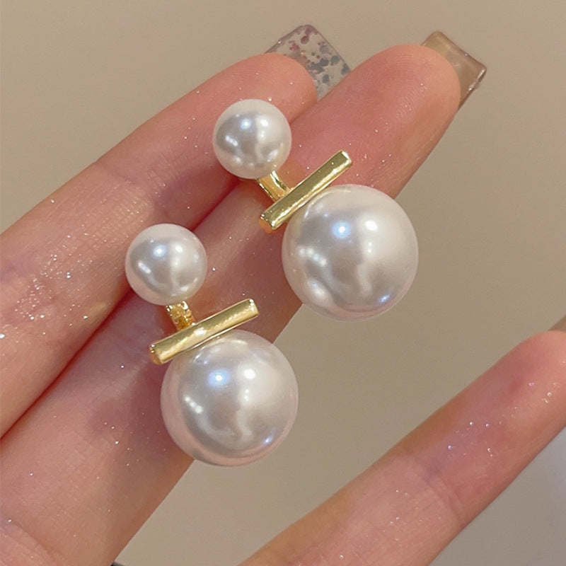 Pendientes de perlas minoritarias de lujo de la aguja de plata.