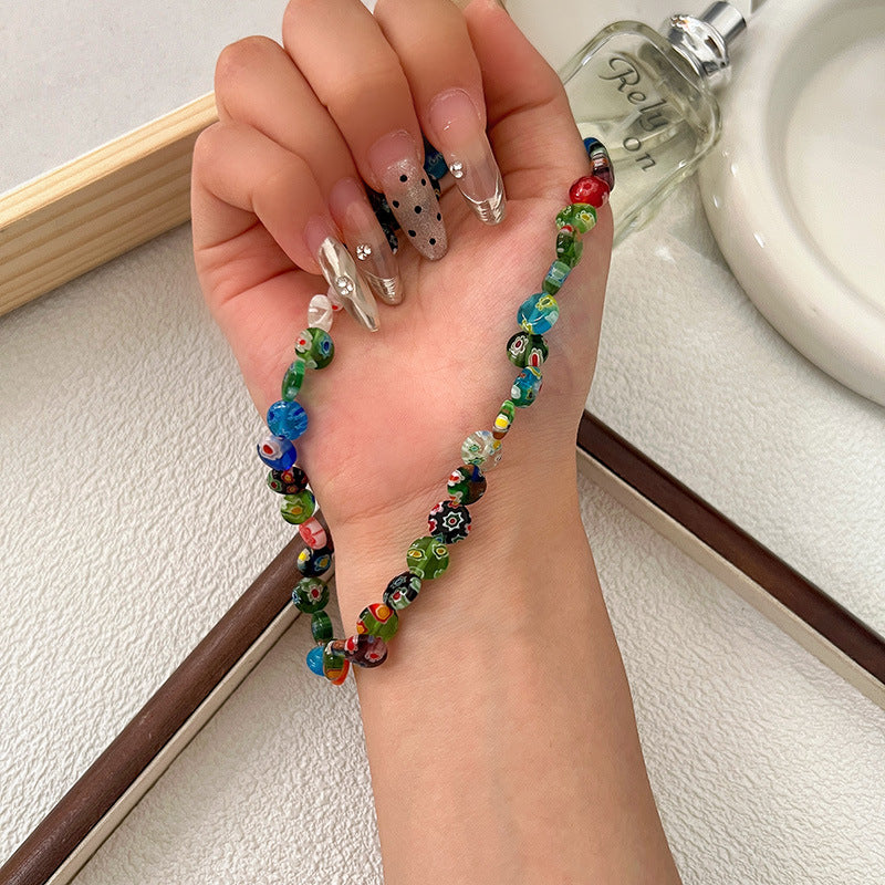 Sensul designului colierului de perle de glazură colorată pentru femei