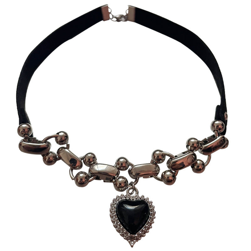 European And American Personalized Black Heart Necklace Choker