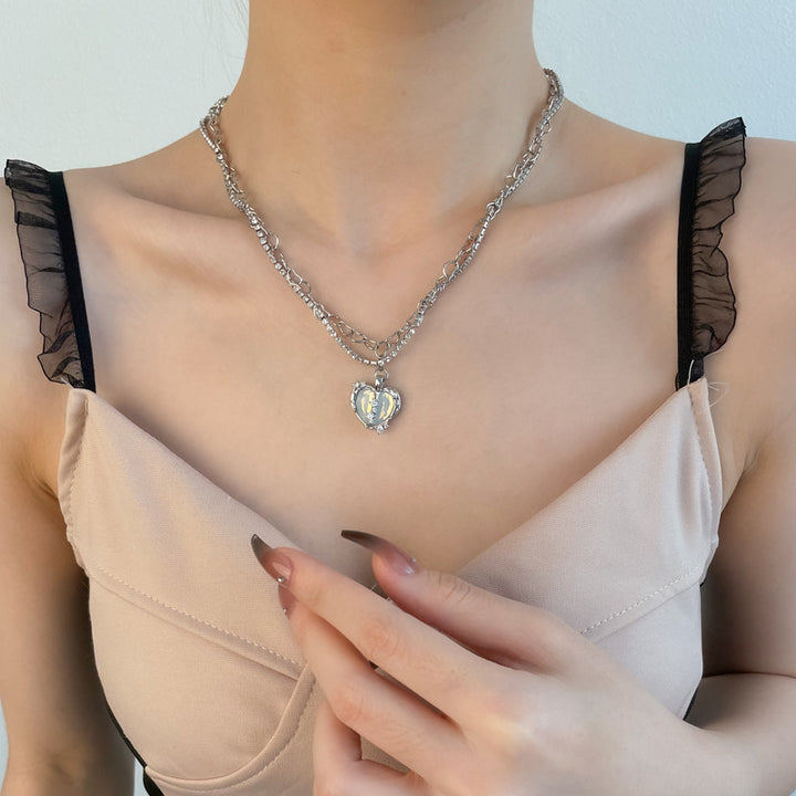 Design d'intérêt spécial en forme de cœur plein de collier diamant luxe léger féminin avancé